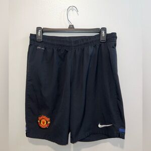 Nike 2011-12 Manchester United Away Shorts - Medium